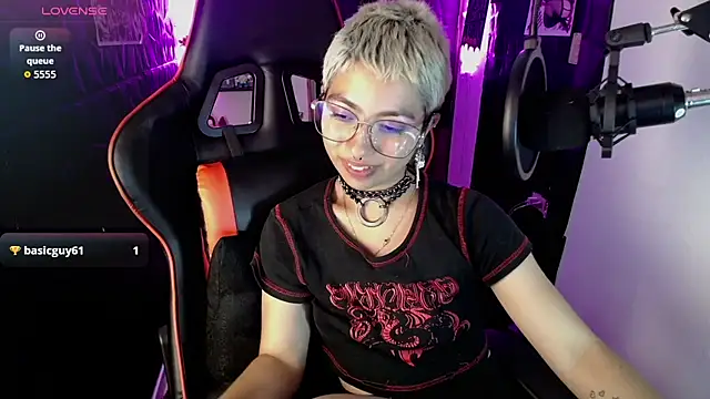 lunarichy22 online show from 12-16-25, 10:15