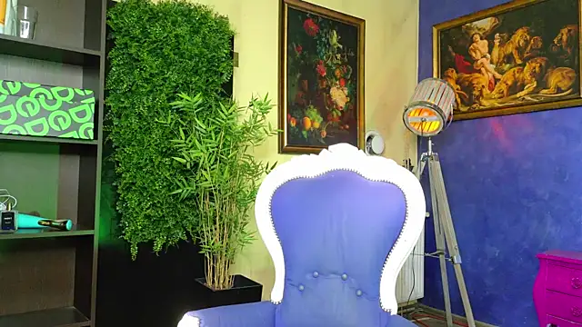 nicolepalmer online show from 05-11-26, 09:48