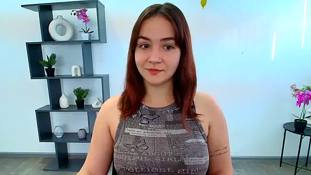 Snapshot of OliviaMontgommery chatting on 10-26-25, 06:08 OliviaMontgommery online show from 10-26-25, 06:08