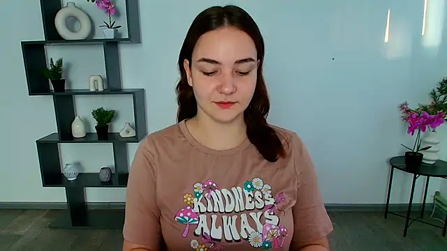 OliviaMontgommery online show from 11-25-25, 06:02