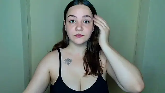 Snapshot of OliviaMontgommery chatting on 07-05-26, 02:29 OliviaMontgommery online show from 07-05-26, 02:29