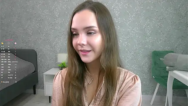 SweetSaraPie online show from 10-13-25, 07:25