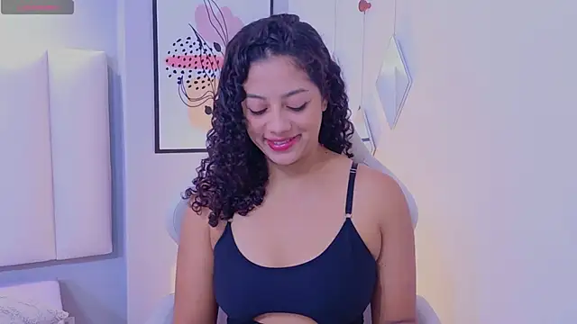 CamilaLevy online show from 05-15-26, 12:34