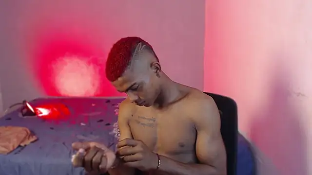 Snapshot of Dominus_kane01 chatting on 11-11-25, 06:41 Dominus kane01 online show from 11-11-25, 06:41