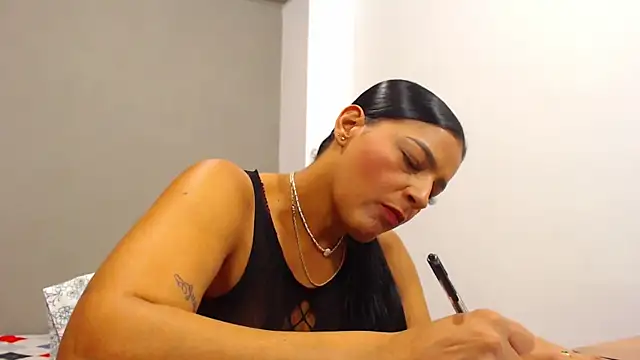 Snapshot of SamyBigTitis chatting on 10-08-25, 12:19 SamyBigTitis online show from 10-08-25, 12:19