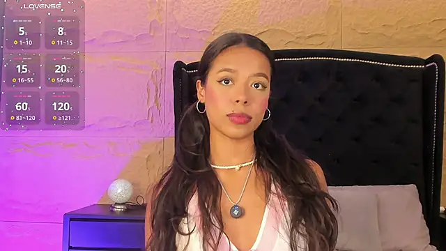 naomi hill1 online show from 11-20-25, 09:47