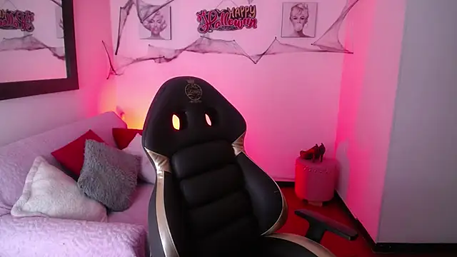 Andy Eagleton 20  online show from 10-17-25, 02:26