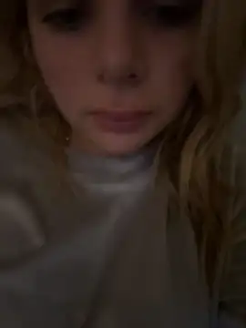 clarissetriolett online show from 10-04-25, 04:16