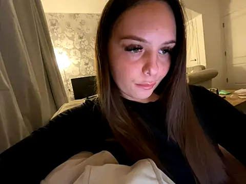 EllaStarrxxx online show from 10-05-25, 10:51