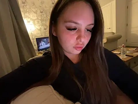 EllaStarrxxx online show from 10-28-25, 10:56