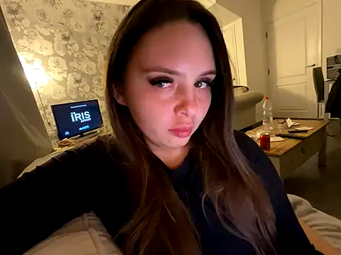 EllaStarrxxx online show from 10-31-25, 12:00