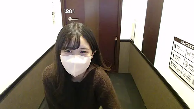 Snapshot of Aika_JP chatting on 10-08-25, 04:15 Aika JP online show from 10-08-25, 04:15