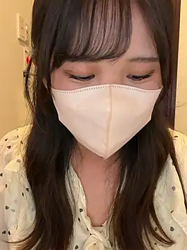 Snapshot of Aika_JP chatting on 10-22-25, 12:27 Aika JP online show from 10-22-25, 12:27