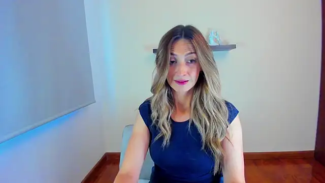 Snapshot of Velourmuse chatting on 08-01-26, 11:03 Velourmuse online show from 08-01-26, 11:03