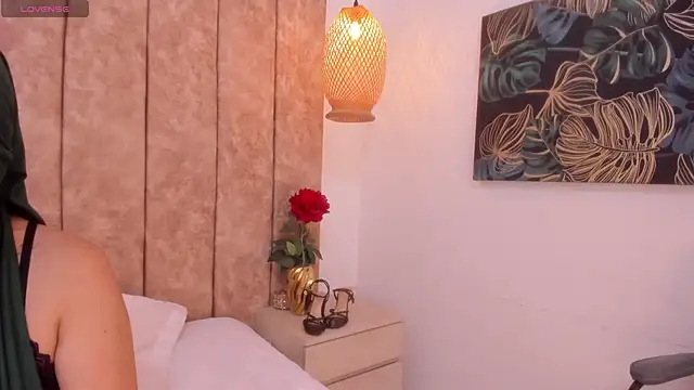  alishaa c online show from 01-09-26, 02:25