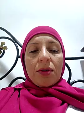 Snapshot of Aafsha_ chatting on 03-28-26, 01:33 Aafsha online show from 03-28-26, 01:33