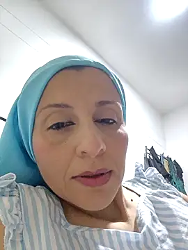 Aafsha  online show from 04-27-26, 04:05