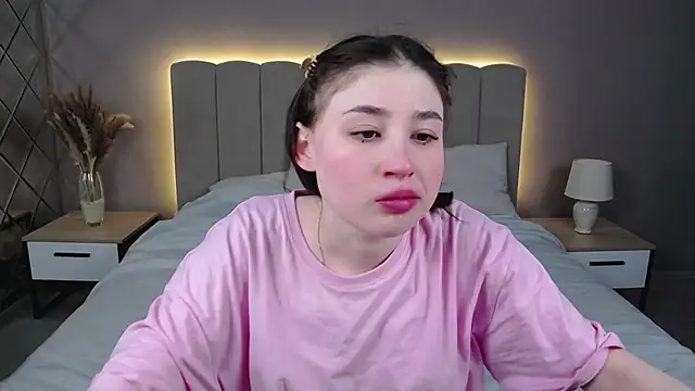 DianaMello online show from 02-04-26, 12:11