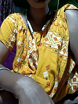 Snapshot of Hotty-romi3 chatting on 10-09-25, 04:38 Hotty-romi3 online show from 10-09-25, 04:38