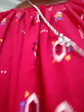 Snapshot of Hotty-romi3 chatting on 10-17-25, 02:48 Hotty-romi3 online show from 10-17-25, 02:48