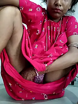 Snapshot of Hotty-romi3 chatting on 10-19-25, 01:39 Hotty-romi3 online show from 10-19-25, 01:39