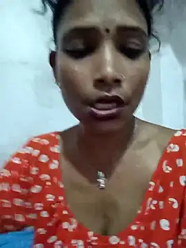 Snapshot of Hotty-romi3 chatting on 10-28-25, 02:48 Hotty-romi3 online show from 10-28-25, 02:48