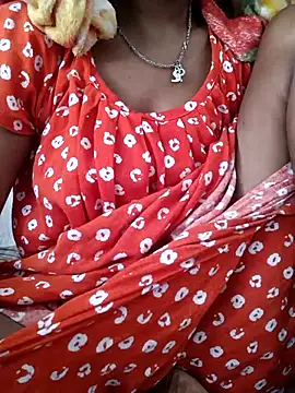 Snapshot of Hotty-romi3 chatting on 11-06-25, 04:24 Hotty-romi3 online show from 11-06-25, 04:24