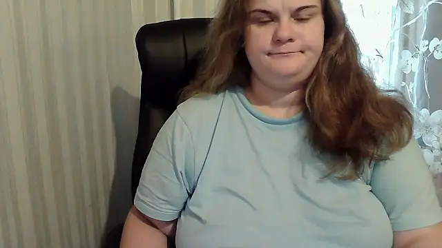 Snapshot of HarmonyKarera chatting on 10-09-25, 08:34 HarmonyKarera online show from 10-09-25, 08:34