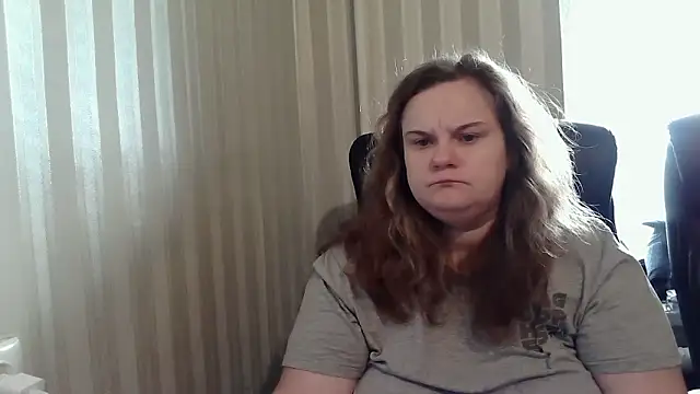 Snapshot of HarmonyKarera chatting on 10-28-25, 07:01 HarmonyKarera online show from 10-28-25, 07:01