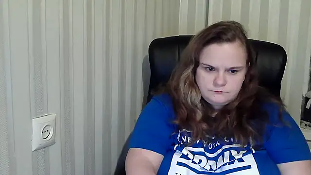 Snapshot of HarmonyKarera chatting on 11-02-25, 08:00 HarmonyKarera online show from 11-02-25, 08:00