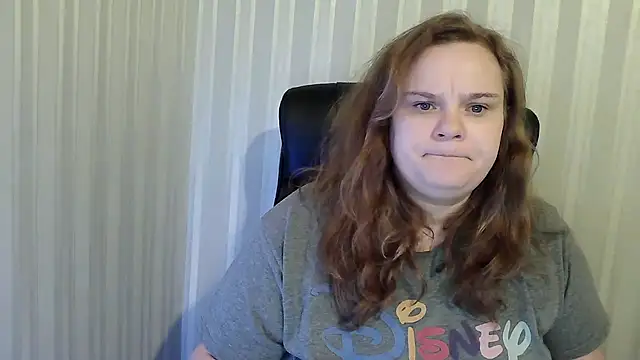 Snapshot of HarmonyKarera chatting on 11-15-25, 10:04 HarmonyKarera online show from 11-15-25, 10:04