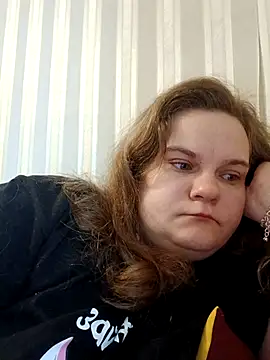 Snapshot of HarmonyKarera chatting on 11-17-25, 09:04 HarmonyKarera online show from 11-17-25, 09:04