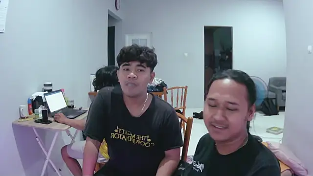 latexidn online show from 12-18-25, 10:38