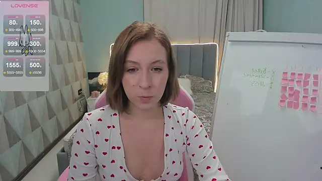 Emma Garcias online show from 11-08-25, 02:06