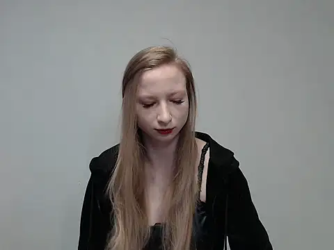 sophieryder online show from 04-04-26, 08:12