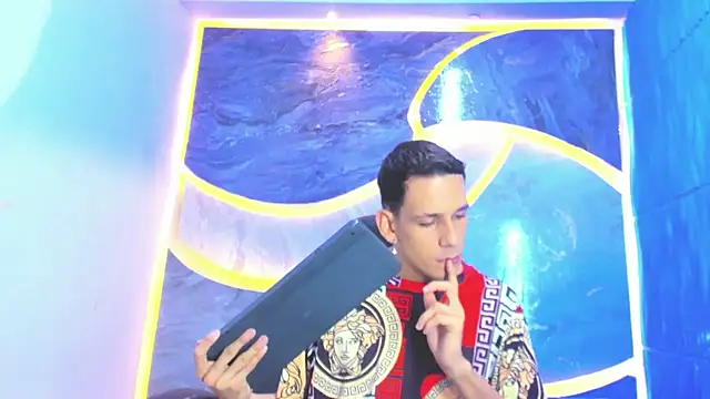 Play boys Hot2 online show from 10-23-25, 12:48