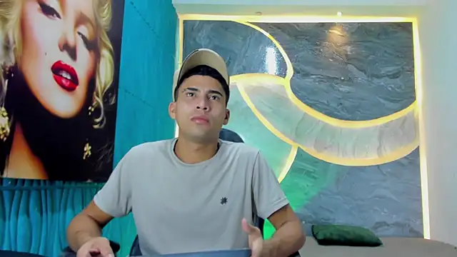 Play boys Hot2 online show from 10-26-25, 12:33