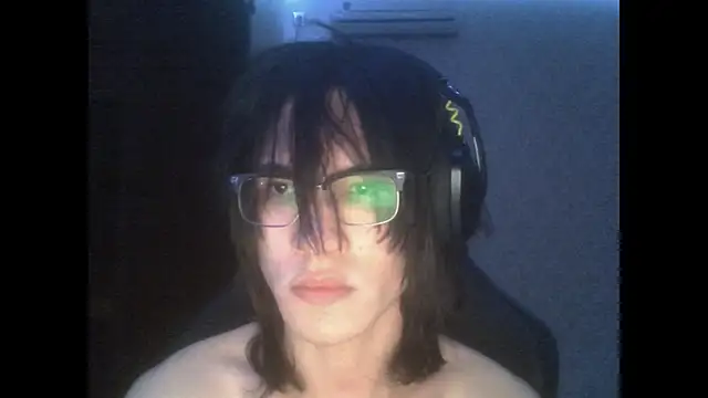 ravenscythe  online show from 10-04-25, 11:47