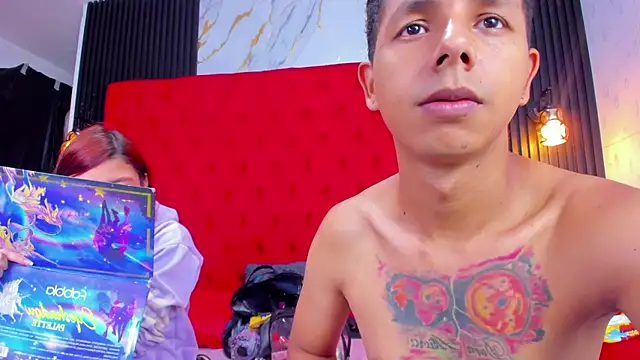 Snapshot of AnyAndDimitry chatting on 11-03-25, 01:01 AnyAndDimitry online show from 11-03-25, 01:01