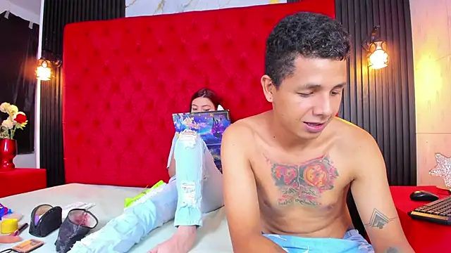 Snapshot of AnyAndDimitry chatting on 11-13-25, 12:59 AnyAndDimitry online show from 11-13-25, 12:59