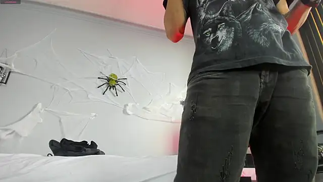 2 fire online show from 10-28-25, 08:00