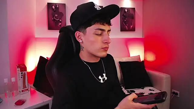 MateoMitchell online show from 01-16-26, 04:38