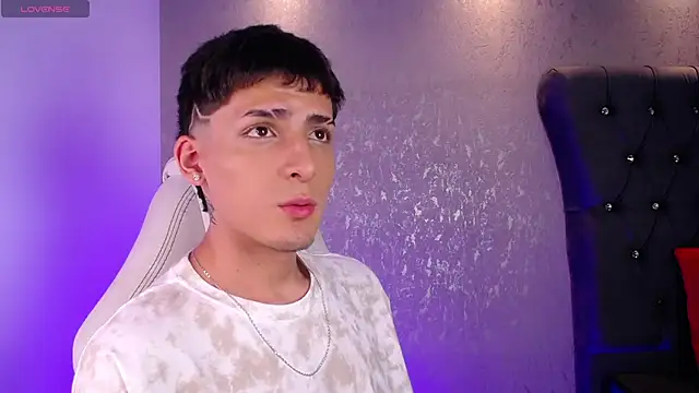 MateoMitchell online show from 02-05-26, 04:06