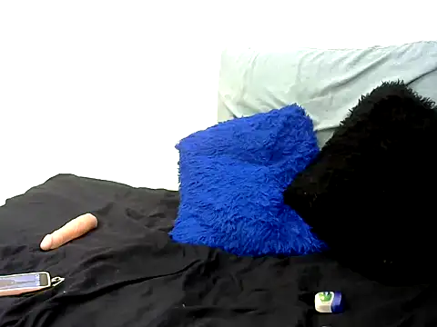 Snapshot of DarkLaddy chatting on 10-21-25, 05:13 DarkLaddy online show from 10-21-25, 05:13