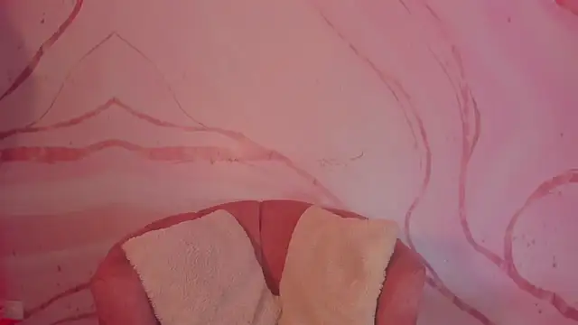 lunmei online show from 12-17-25, 04:57