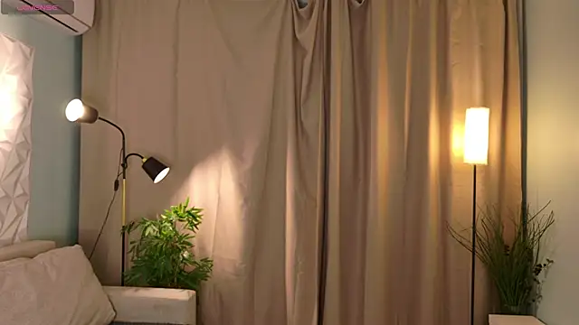 Playful Lia online show from 11-10-25, 02:05