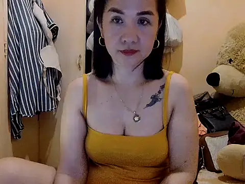 KissHott online show from 02-09-26, 01:48