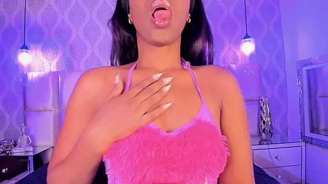 Snapshot of SharitHills chatting on 10-21-25, 03:51 SharitHills online show from 10-21-25, 03:51