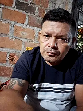 Snapshot of lady_and_charly chatting on 11-07-25, 01:38 lady and charly online show from 11-07-25, 01:38