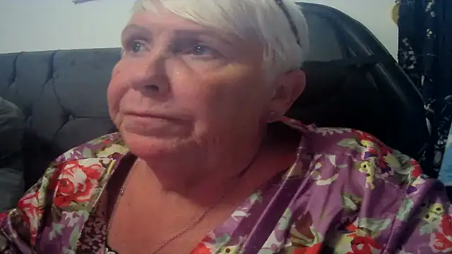 Snapshot of Playful_MILF_Demi chatting on 07-13-26, 04:43 Playful MILF Demi online show from 07-13-26, 04:43